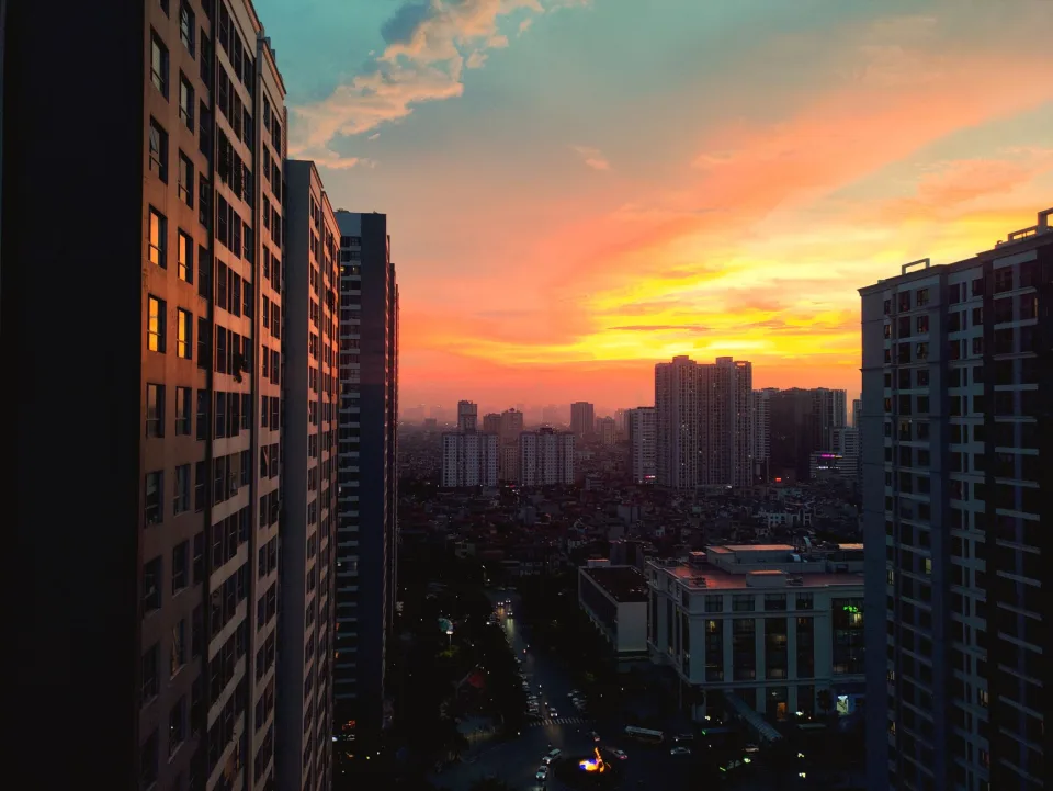 Đội ngũ chuyên viên tại văn phòng